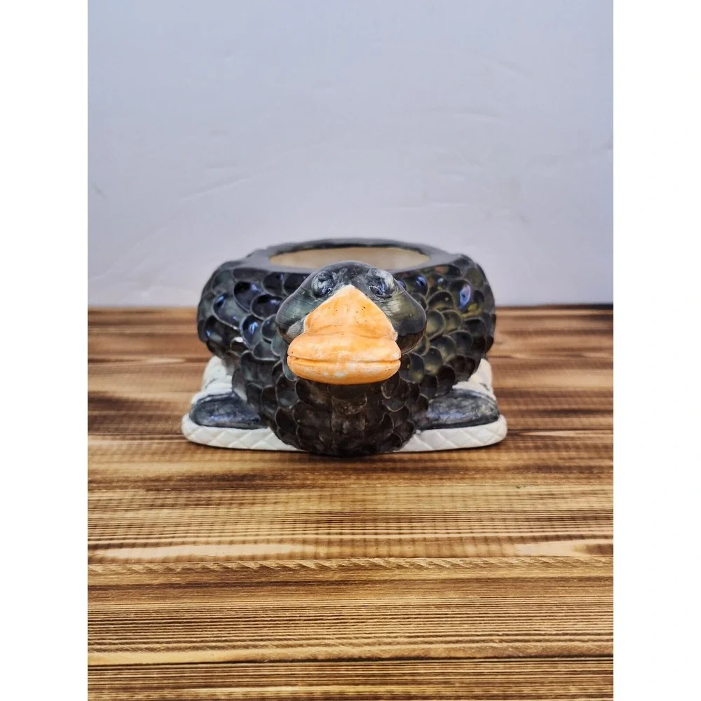 Kewl Kid Ceramic Duck Planter‎ - Black With Sneackers.